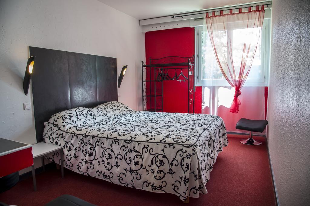 Relais 500 De Vienne Hotel Chonas-lʼAmballan Екстериор снимка