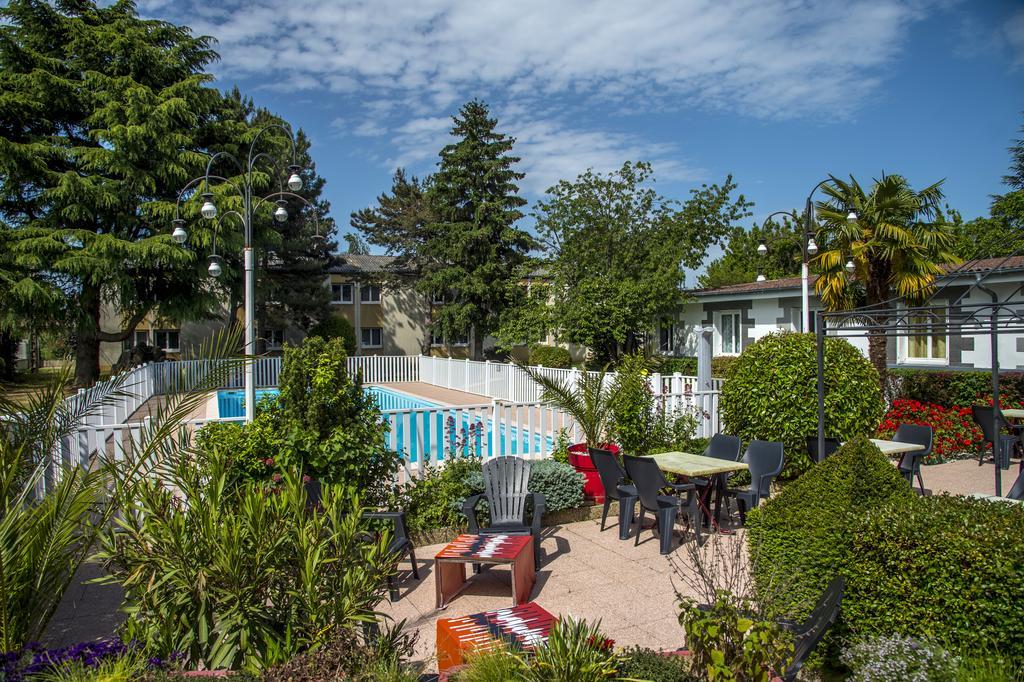 Relais 500 De Vienne Hotel Chonas-lʼAmballan Екстериор снимка